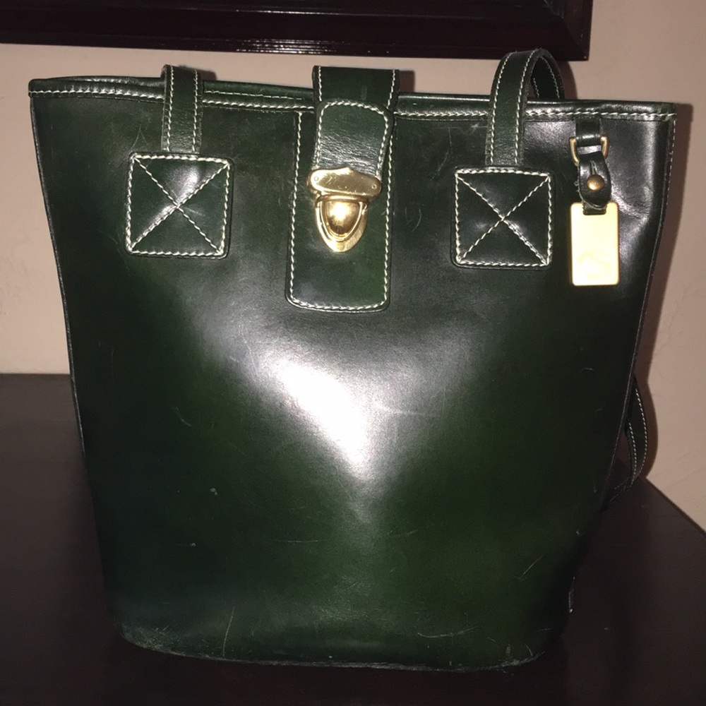 Dooney and Bourke hunter green bucket handbag